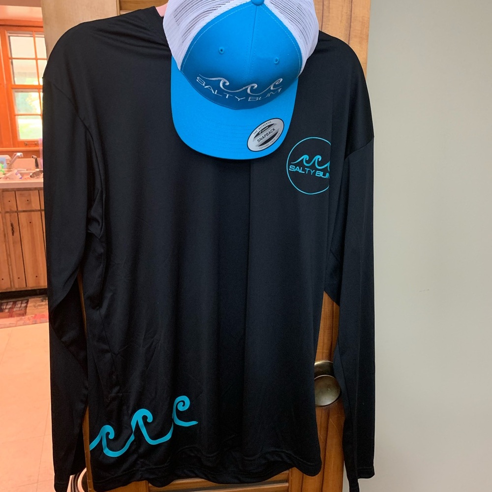 Salty Bum shirt and hat